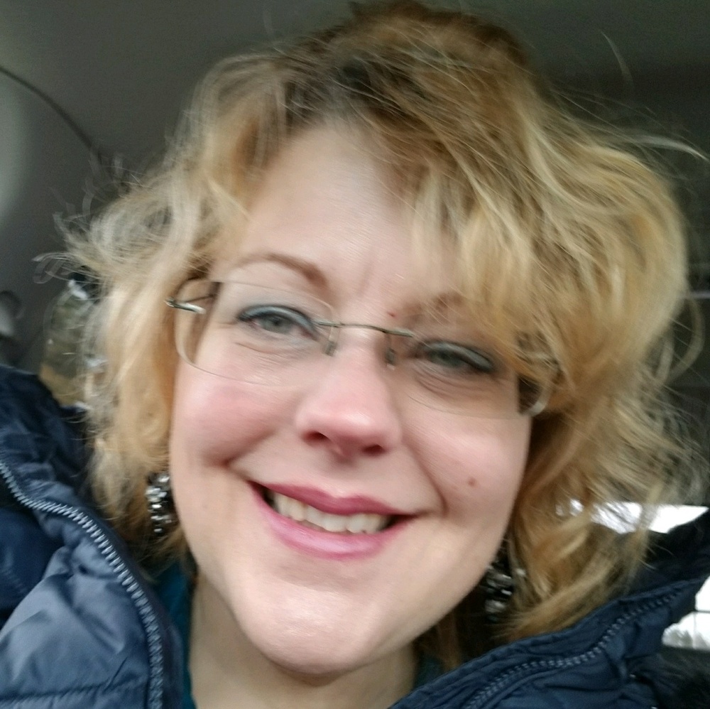 Meet your Posher, Denise